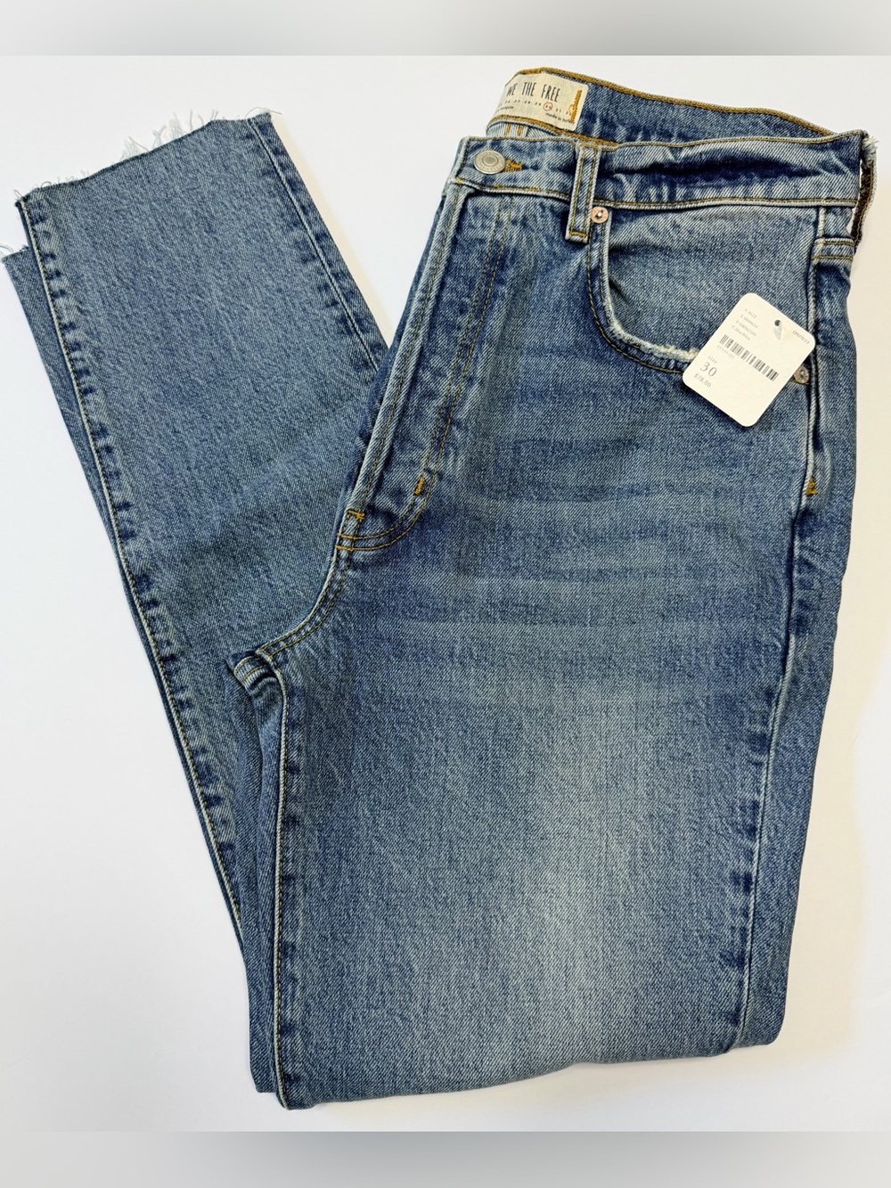 NWT We The Free High Rise Button Fly Straight Crop Jeans Size 30 Raw Hem